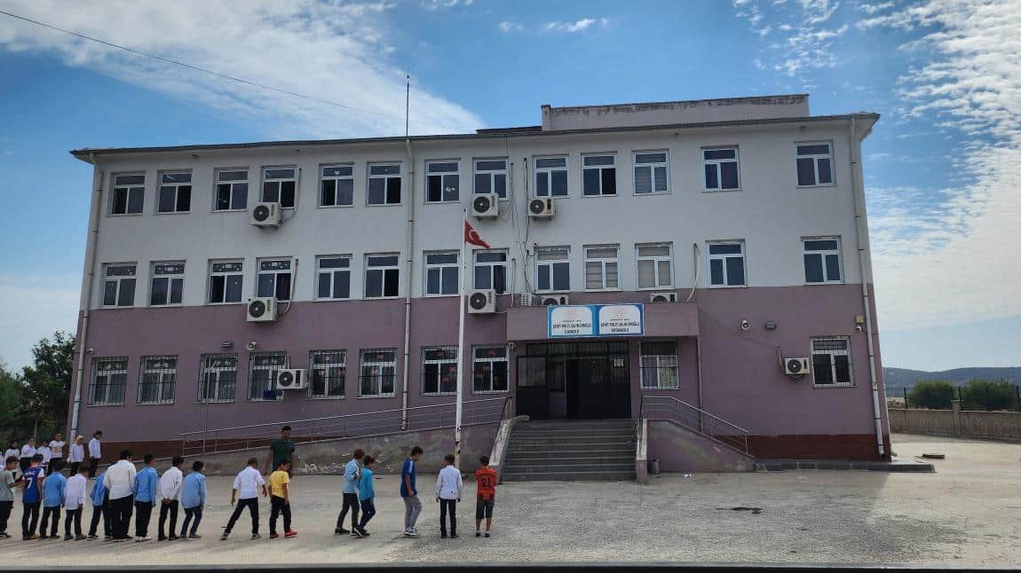 Şehit Polis Salih Eroğlu İlkokulu Fotoğrafı